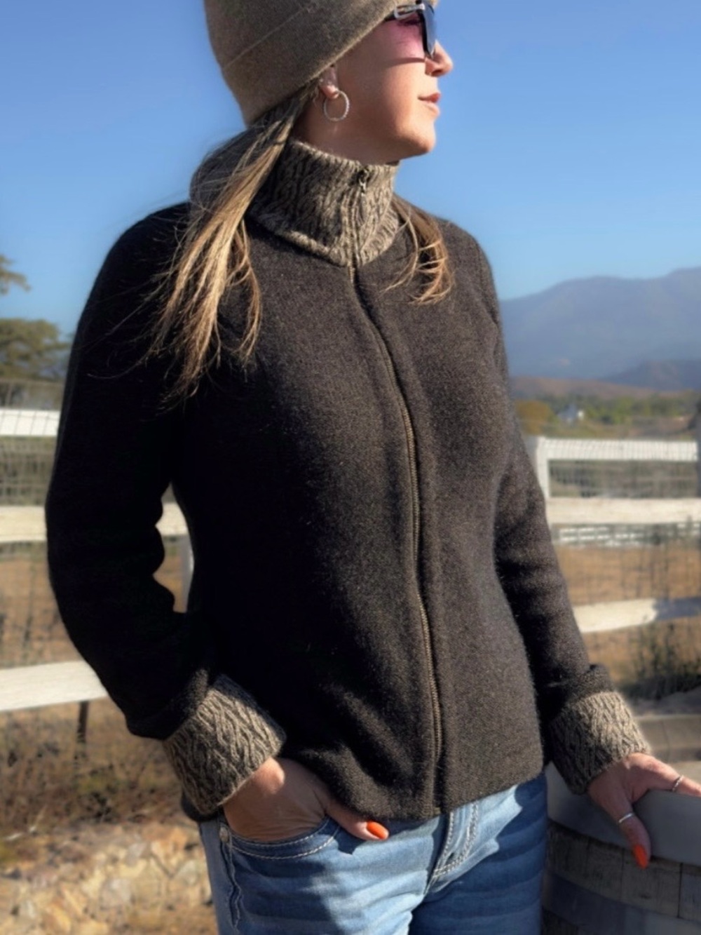 Koru New Zealand made Possum Merino wool.
Two Tone Trim  Zip Up Sweater